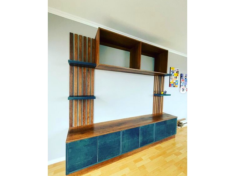 Mueble Tv en Melaminea color Caramelo Perú