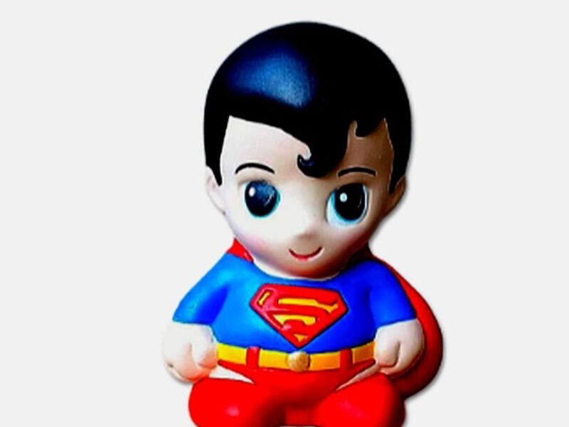 Adorno ceramica super man Perú
