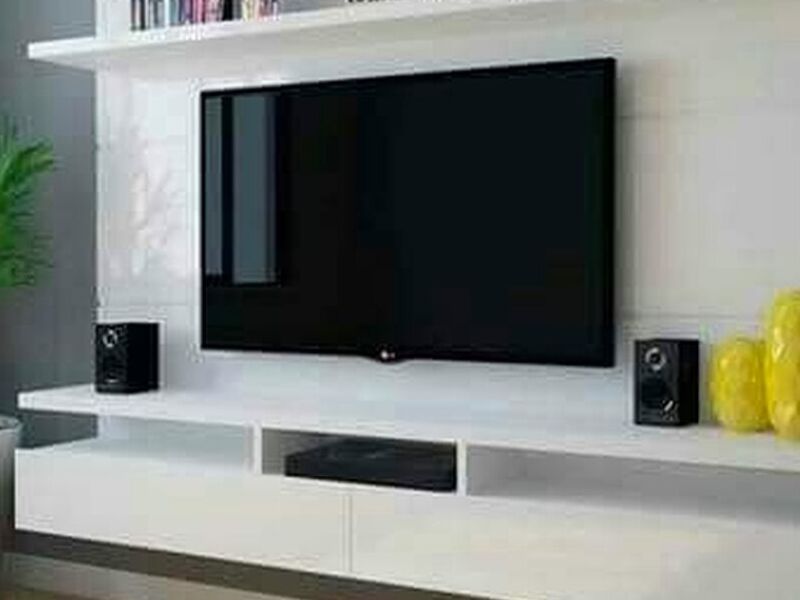 Mueble de TV Blanca Perú