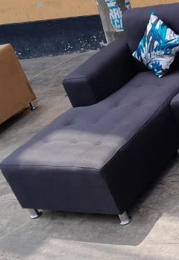 Sofá cama con patas de acero PERÚ