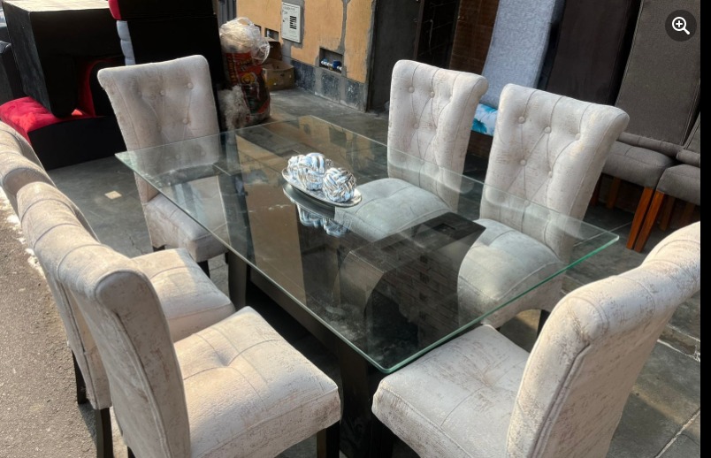 Comedor de cristal PERÚ