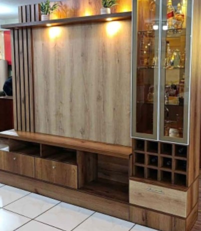 Mueble para Tv con licorera PERÚ