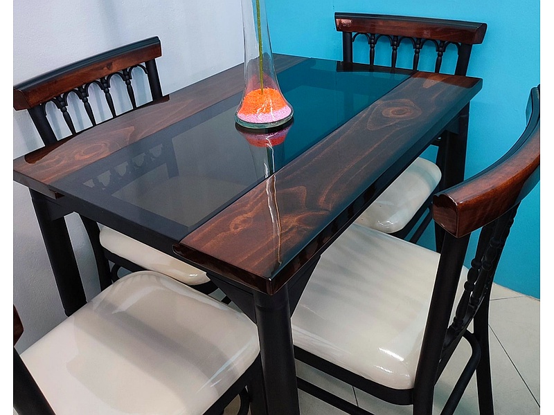 Comedor Marrón Perú