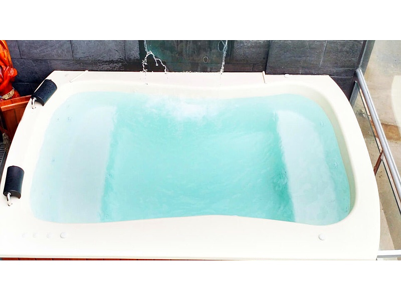 Piscina Blanca Perú