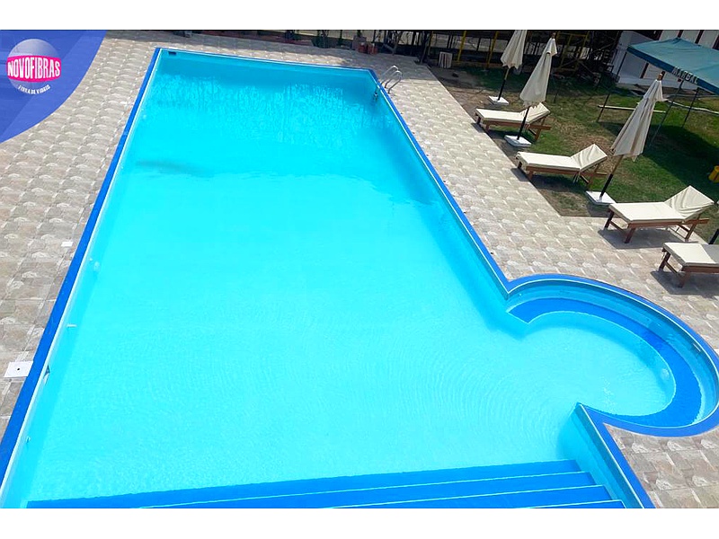 Piscina Grande Perú