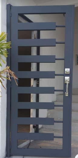 Puerta en reja metalica PERÚ