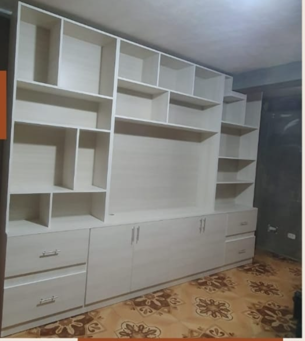 Mueble de tv madera Perú