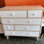 cómoda blanca Perú