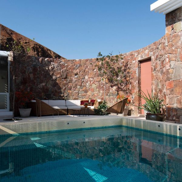 Diseño piscina interior Perú