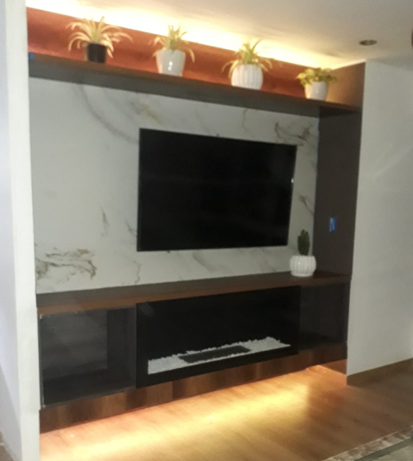 Mueble de tv madera Perú