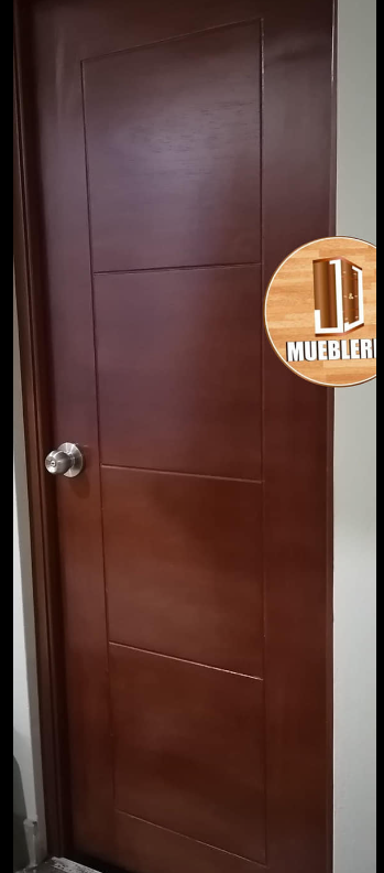 Puerta de madera Perú