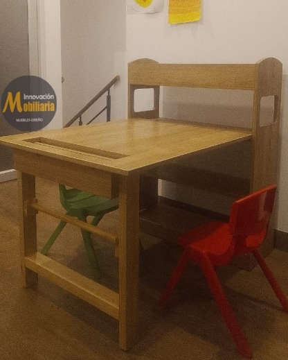 Escritorio infantil de madera PERÚ