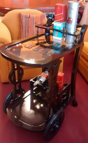 Licorera de madera movil PERÚ