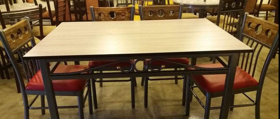 Juego de comedor en MDF PERÚ 