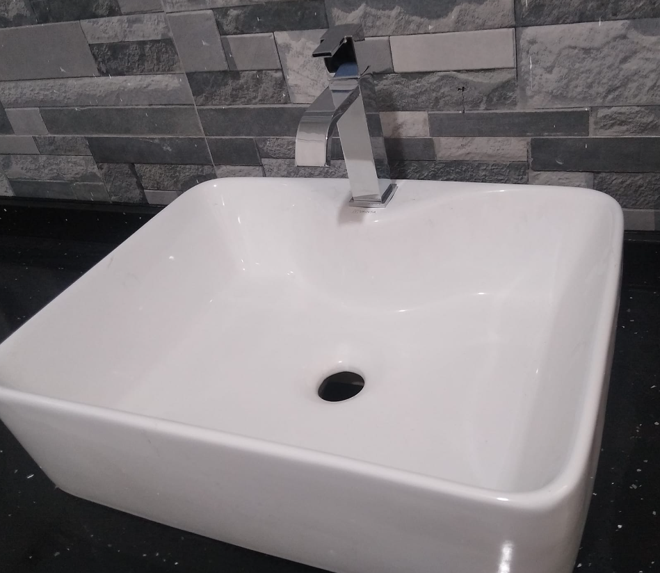 Griferia de baño Perú