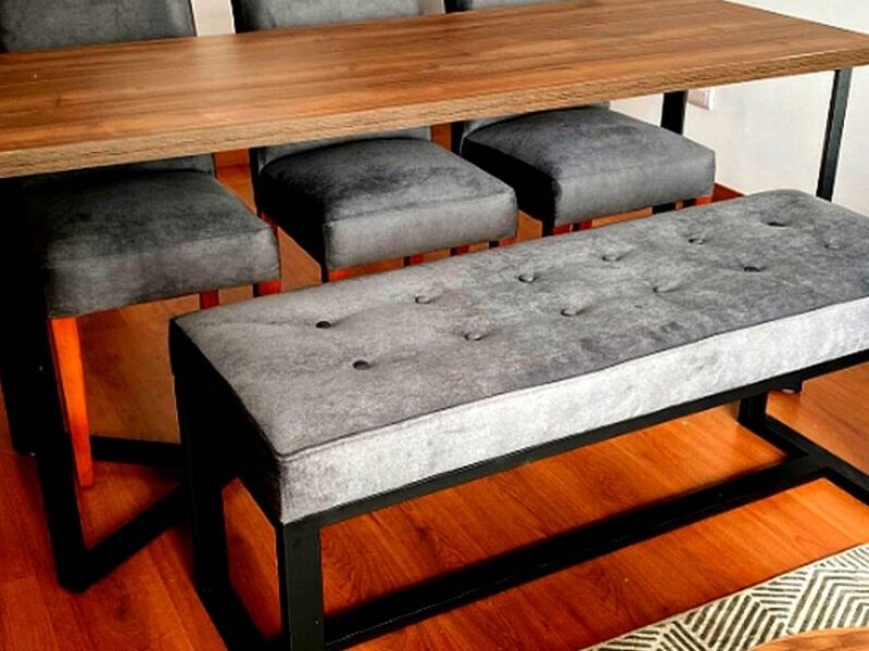 Mesa comedor moderna francesa Perú