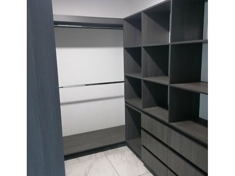 Closet Peru