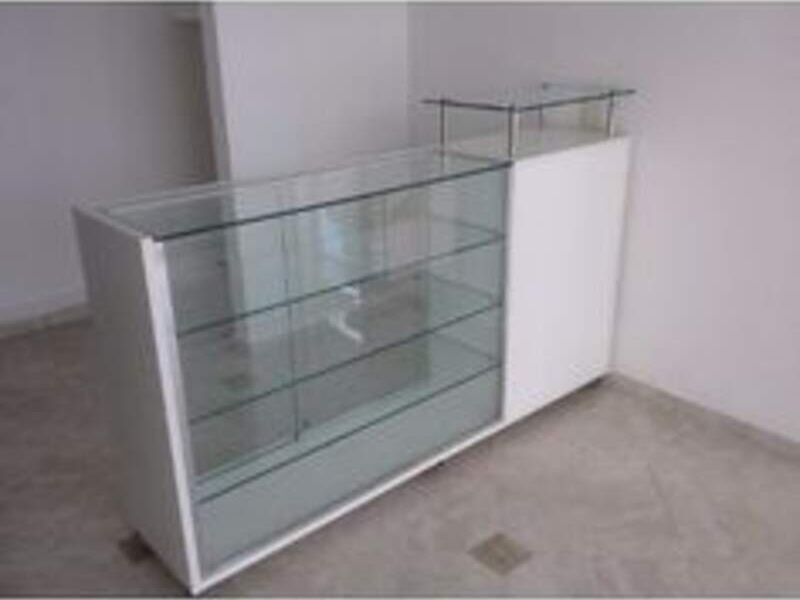 Mostrador de aluminio para tienda Perú
