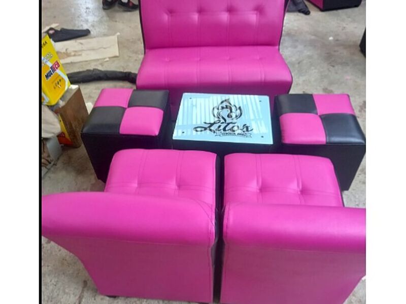Mueble rosa Perú