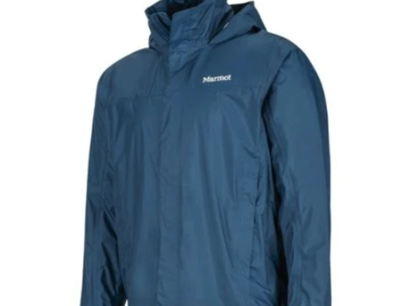 Chamarra impermeable en Lima