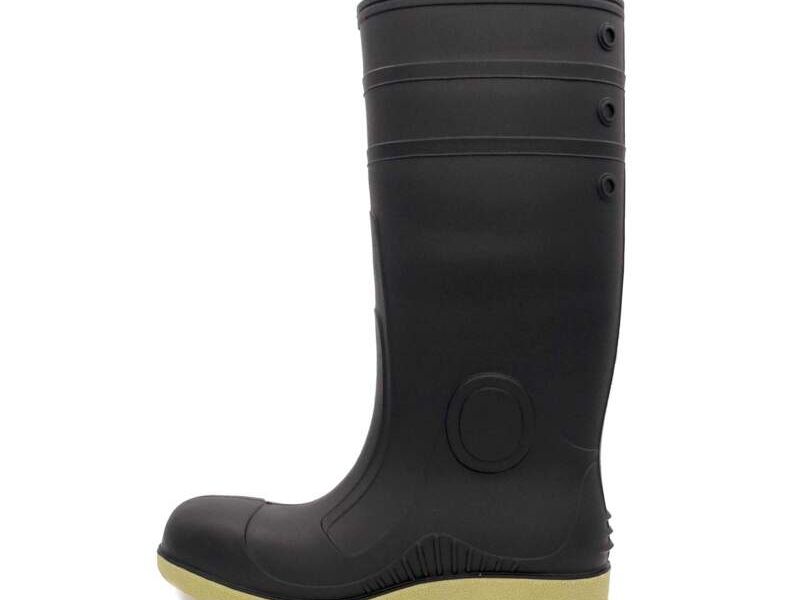 Bota PVC negra en Lima