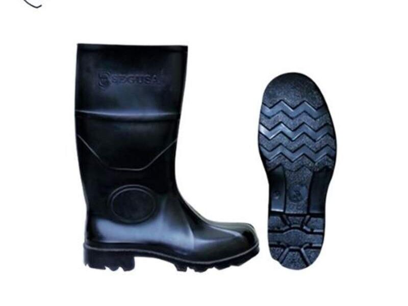 BOTA DE JEBE EN CALLAO