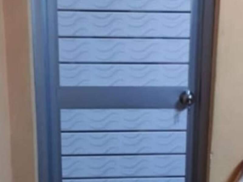 puerta aluminio vidrio