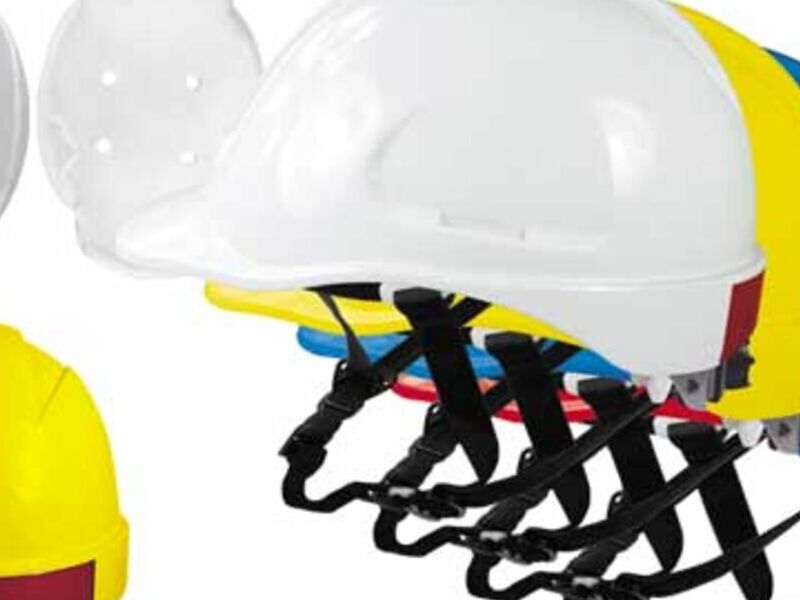 Casco con cuatro puntos de apoyo en Piura