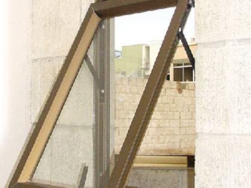 Ventana Proyectante Económica 