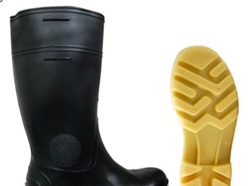 BOTA DE PVC EN LIMA