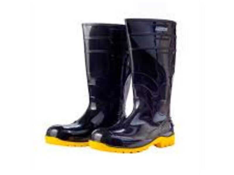 BOTA DE PVC EN LIMA