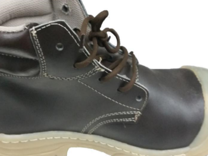 BOTIN ANTIDESLIZANTE EN TRUJILLO
