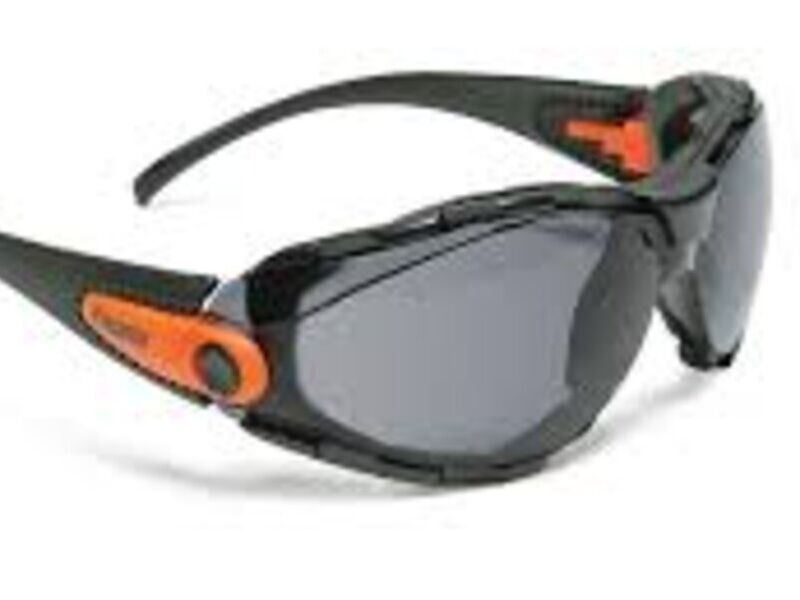 Gafas de protección en Comas