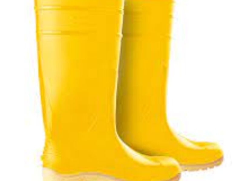 BOTA CAUCHO AMARILLO EN CAJAMARCA 