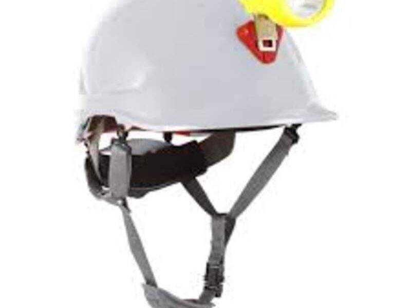 Casco con porta lampara en Lima