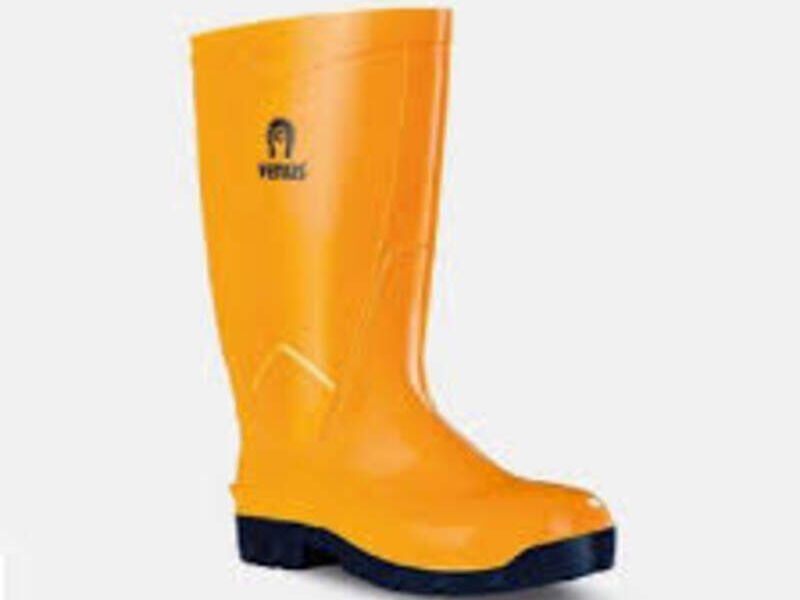 BOTA DE PVC EN LIMA