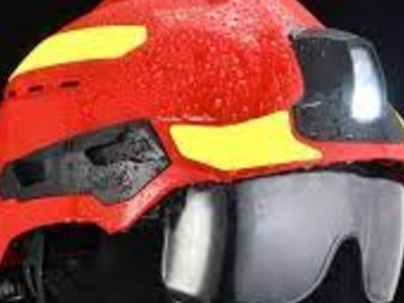 CASCO DE RESCATE TÉCNICO EN AREQUIPA 