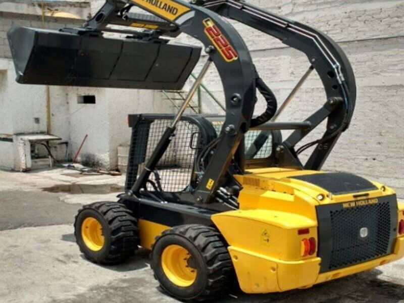 Minicargador Perù