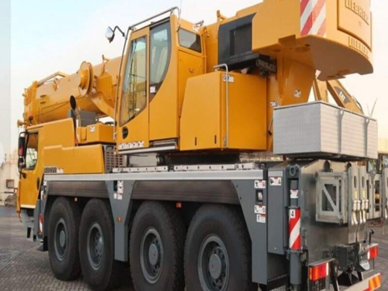 Grua grande Peru