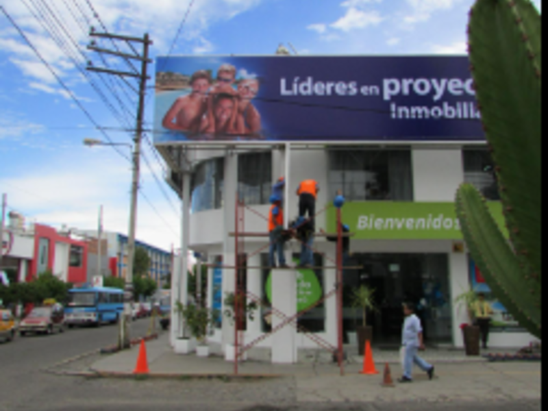 Letreros publicitarios, Arequipa Perú
