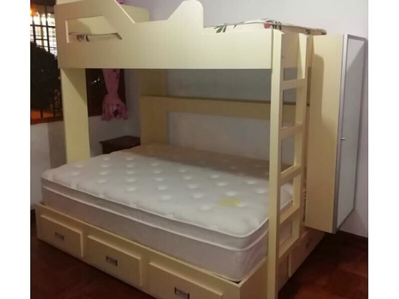 Cama moderna Peru