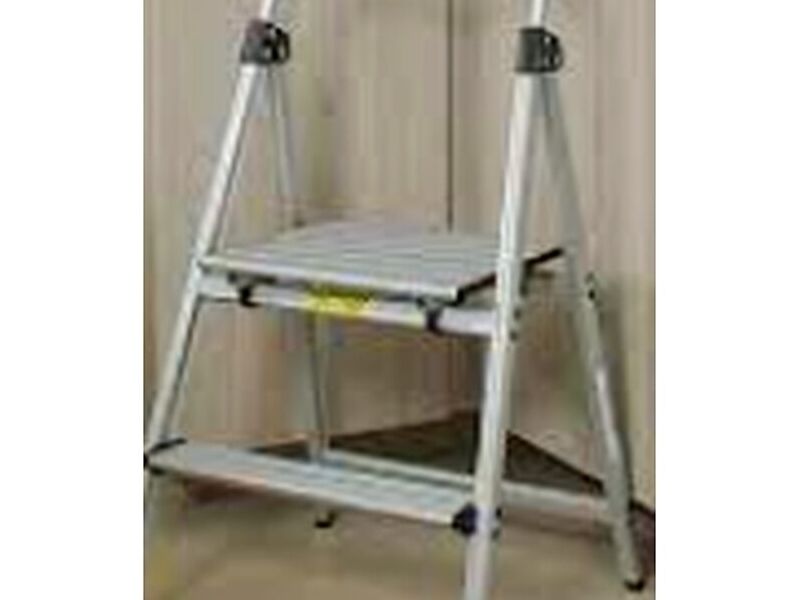 Escalera tipo plataforma de aluminio Lima
