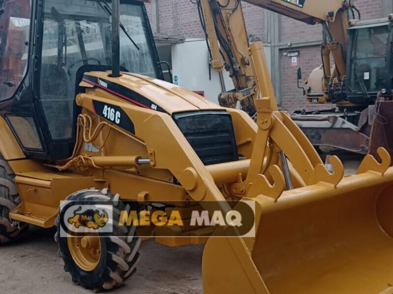 Retroexcavadora Caterpillar Huachipa