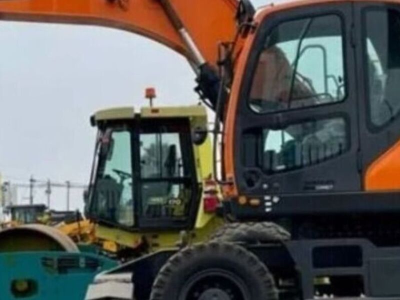 GRÚA DOOSAN PERÚ