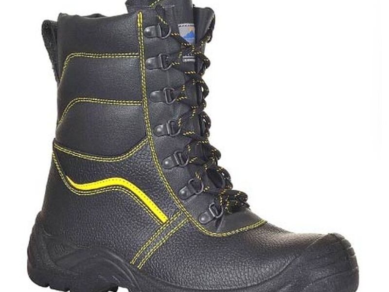 Bota Steelite Fur Lined Protector S3