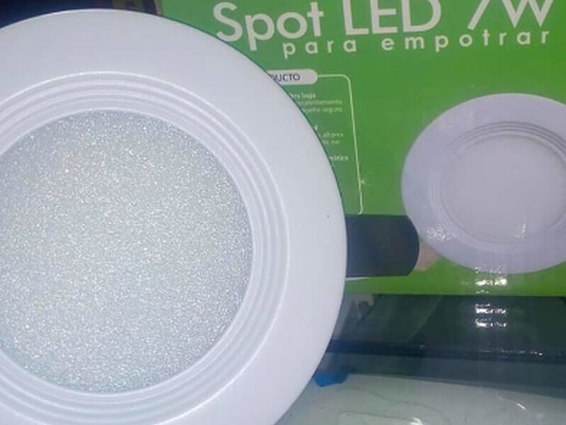 DICROICO LED 7W BLANCO EMPOTRABLE 