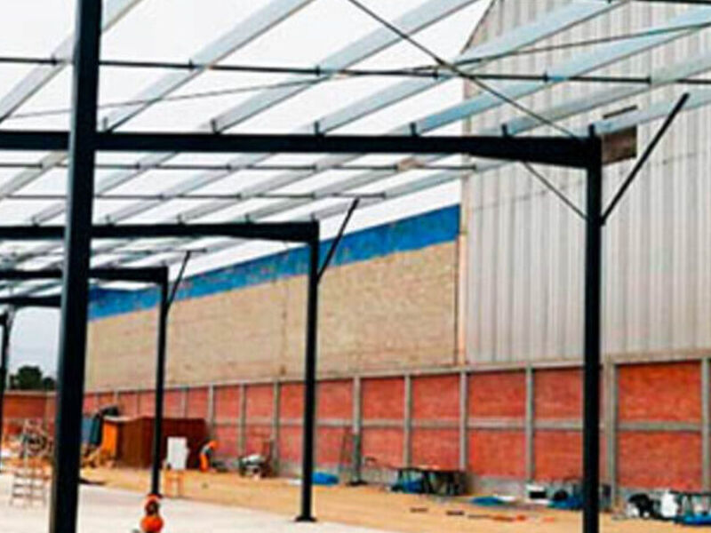 CONSTRUCCIÓN ALMACENES LIMA