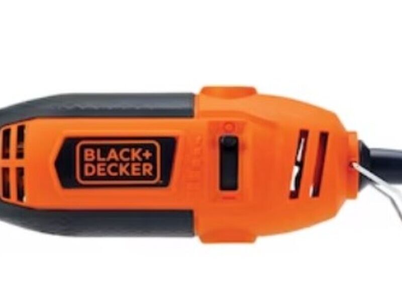 Minitorno BLACK + DECKER Perú