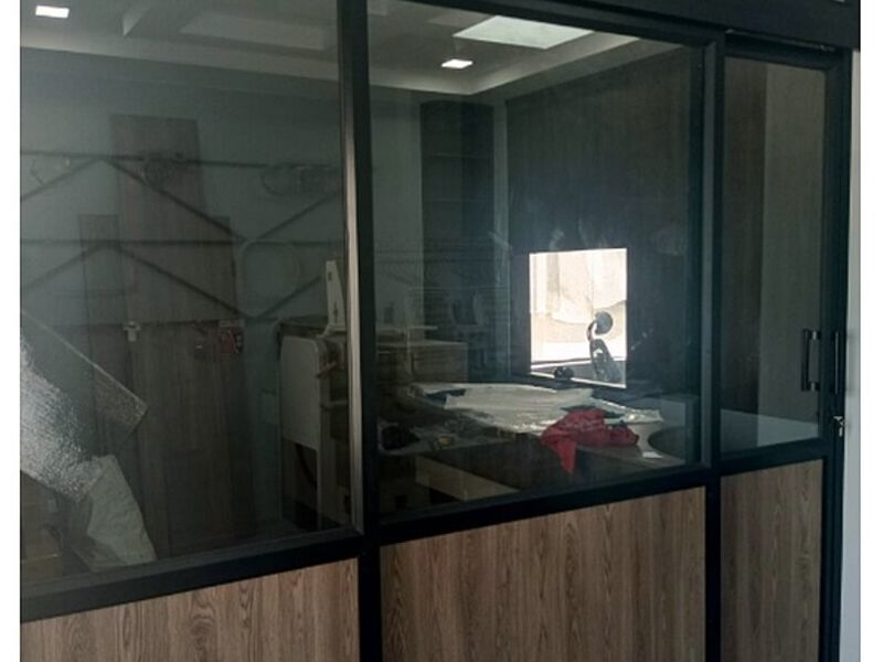 Division Oficina Aluminio Lima