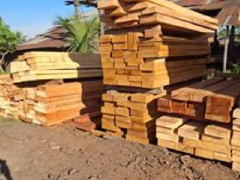 Madera de Pino Rústico